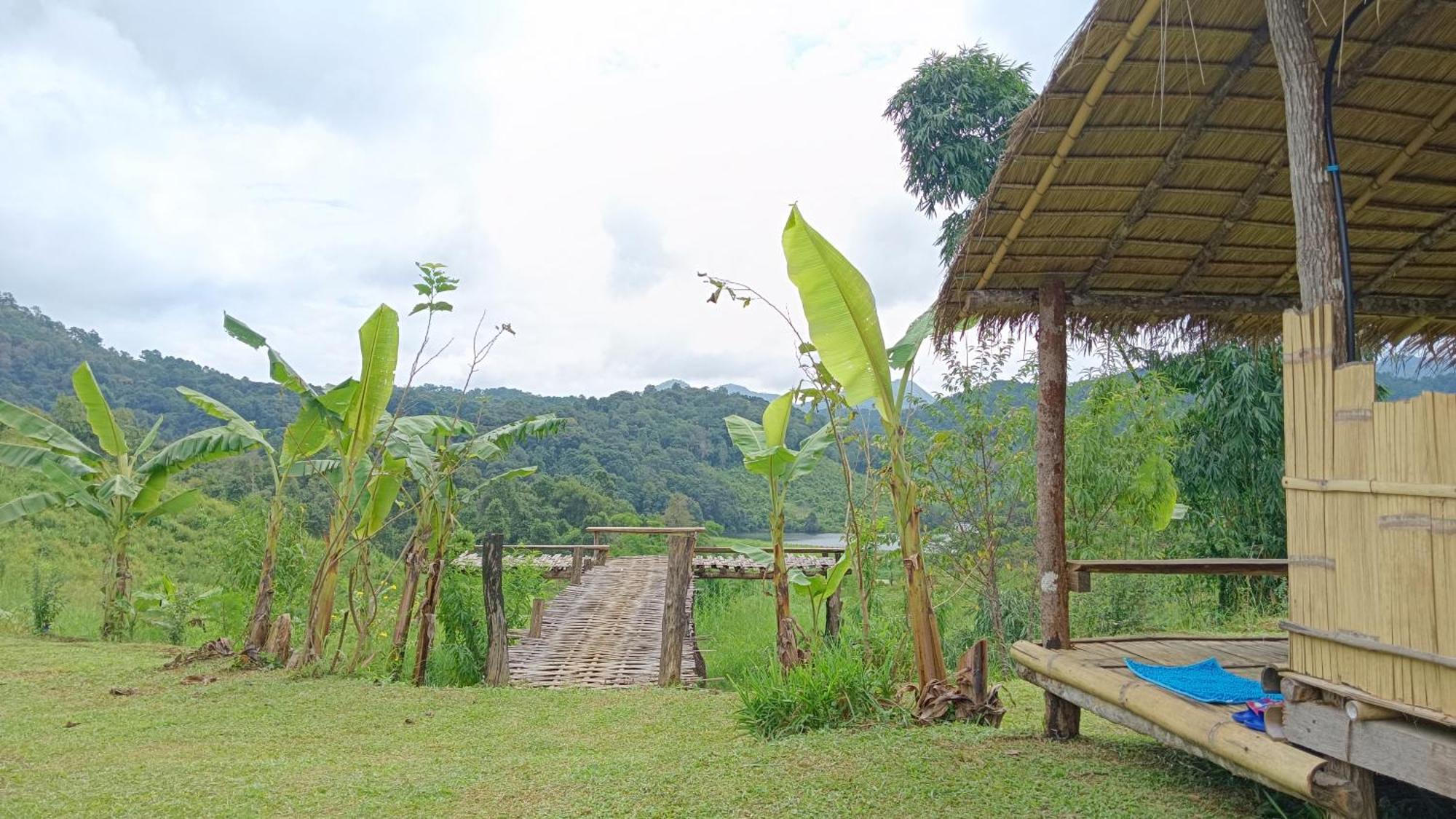 ไร่นิธิสุนทร Nithisoonthon Farmstay Mae Hong Son Eksteriør billede