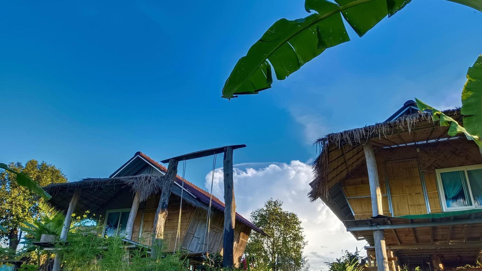ไร่นิธิสุนทร Nithisoonthon Farmstay Mae Hong Son Eksteriør billede
