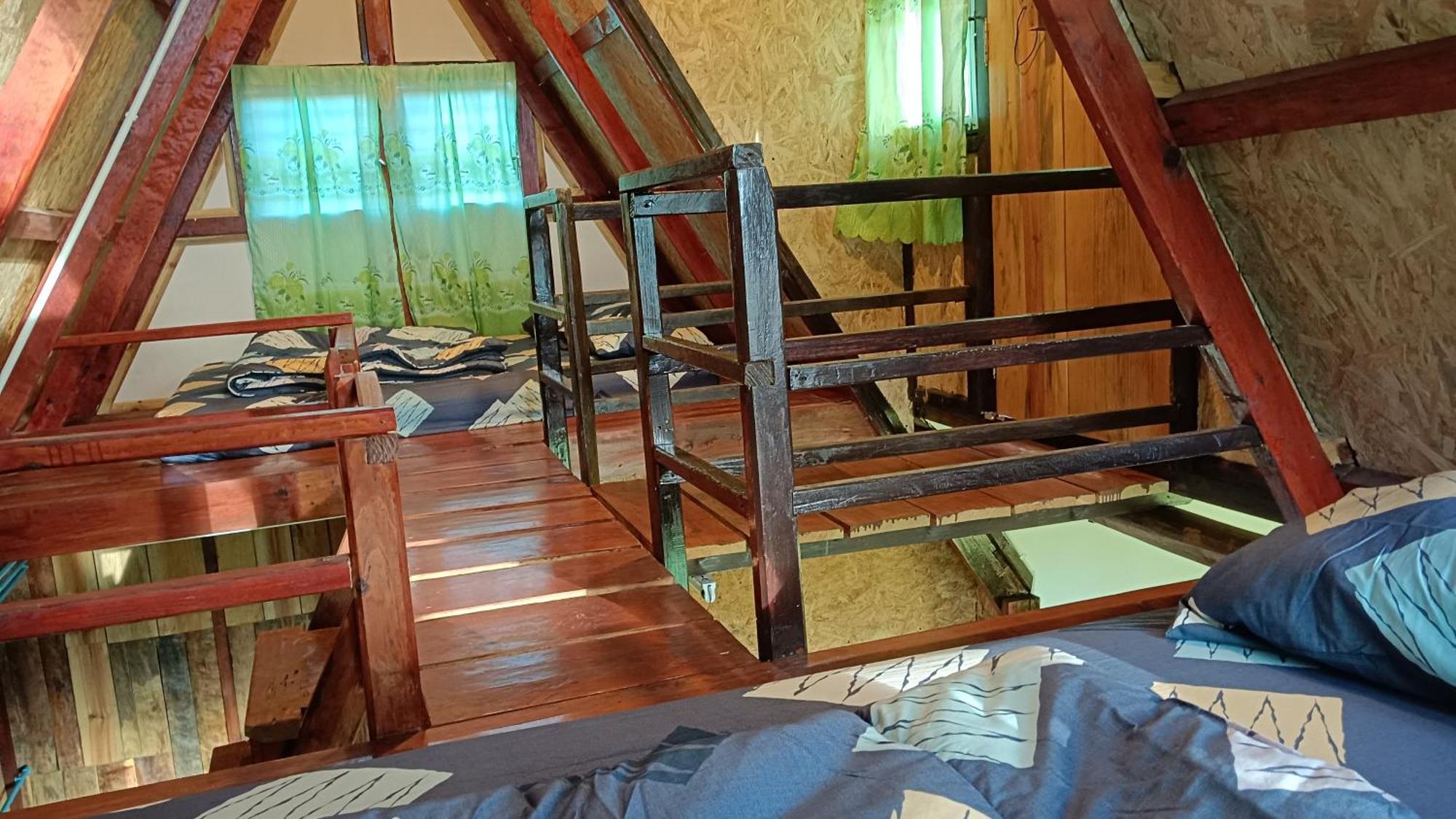 ไร่นิธิสุนทร Nithisoonthon Farmstay Mae Hong Son Eksteriør billede