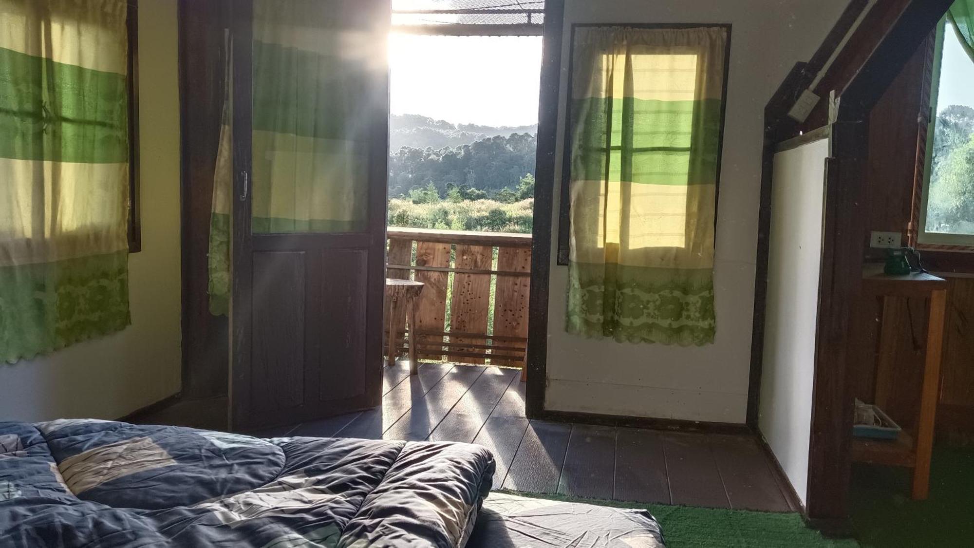 ไร่นิธิสุนทร Nithisoonthon Farmstay Mae Hong Son Eksteriør billede
